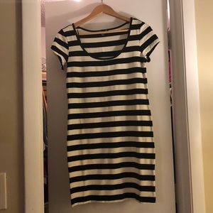 Body Con H&M dress. Black & White stripes